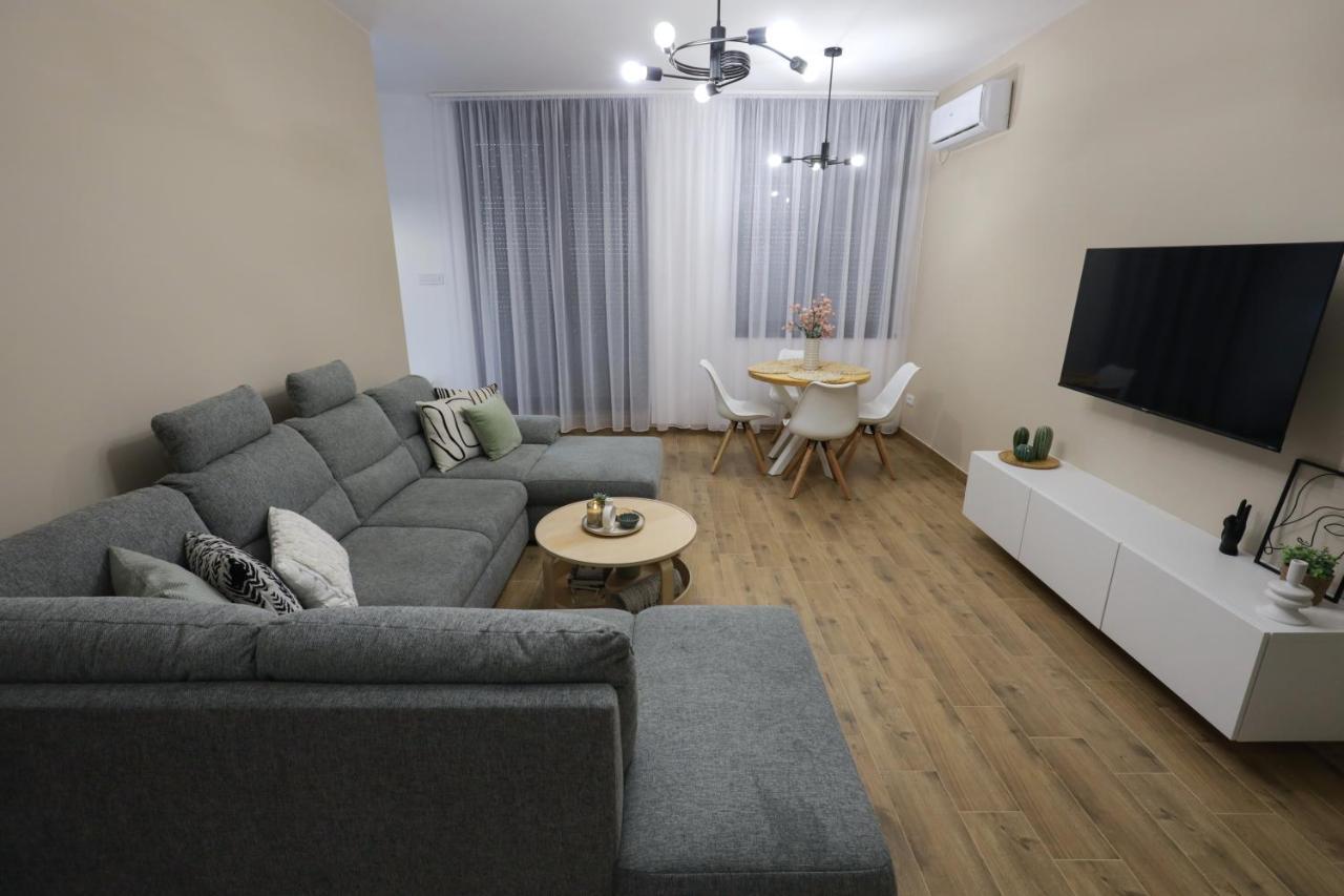 North Views Luxury Apartment Subotica Ngoại thất bức ảnh